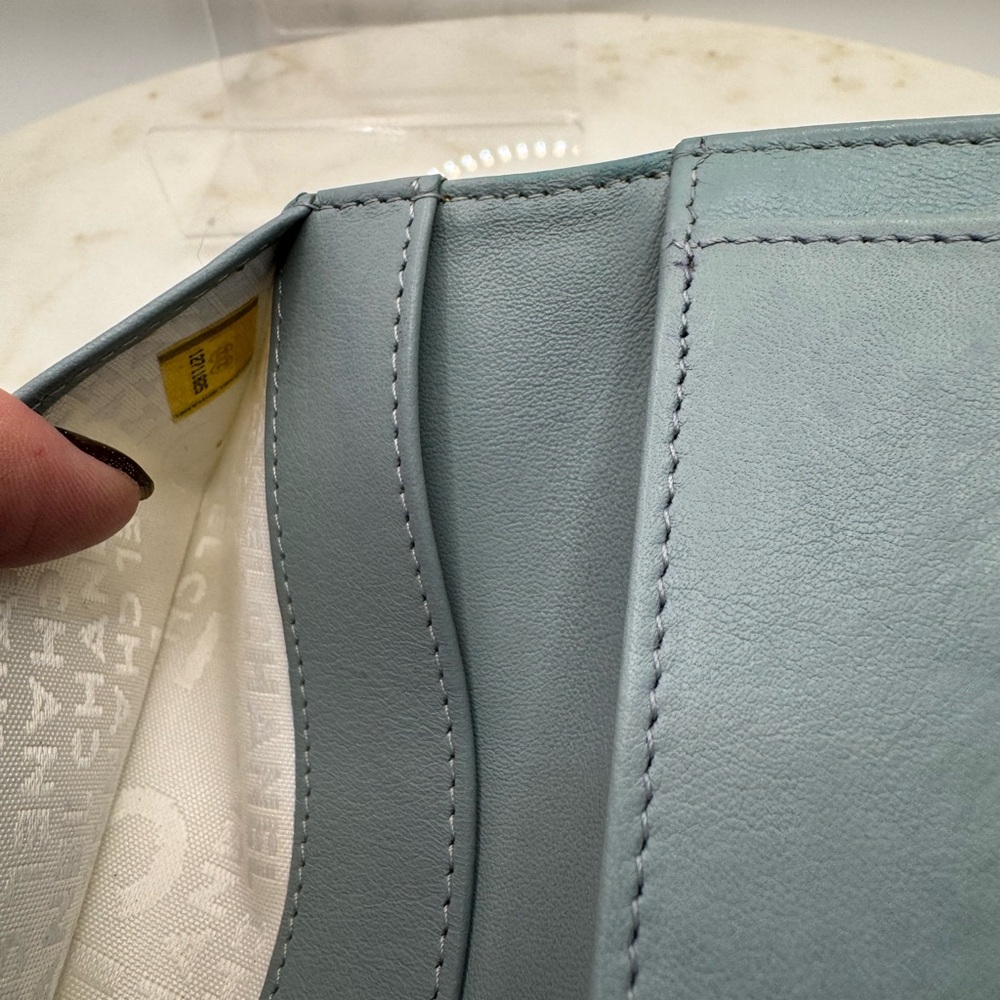 🎁 CHANEL Authentic Midnight Blue Leather Wallet - GIFTS with PURCHASE 🎁 - Picture 9 of 9